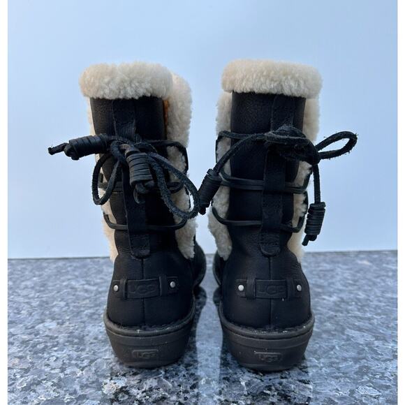 WOMEN’S UGG Australia Akadia Black 1007760 Boots Size 10 - Picture 6 of 9